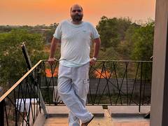 
      
      Kamra targets Mumbai police as they visit his home in Mumbai
      
      