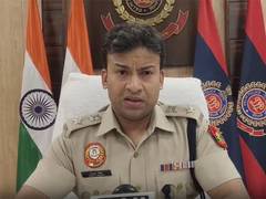 
      
      Father declares his living son dead to obtain insurance of 2 cr
      
      