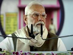 
      
      PM expresses grief over Banaskantha firecracker godown incident
      
      