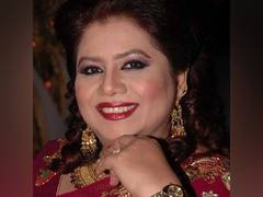 
      
      Runa Laila says she is unaware of invitation to visit Pakistan
      
      