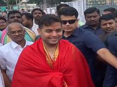 
      
       Akash Ambani offers prayers at Sri Venkateswara Temple
      
      