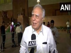 
      
      Kapil Sibal slams BJP over the Waqf Amendment Bill
      
      