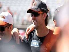
      
      BBL: Mitchell Marsh re-signs for Perth Scorchers for three years 
      
      