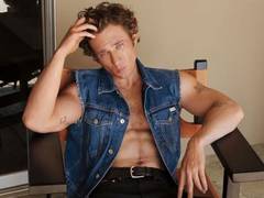 
      
      Jeremy Allen White gives sneak peak into upcoming biopic 
      
      