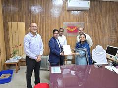
      
      Daakia.com Partners with India Post and Top Logistics Providers 
      
      