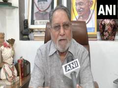 
      
      Hussain Dalwai voices strong objections to Waqf Amenedemnt
      
      