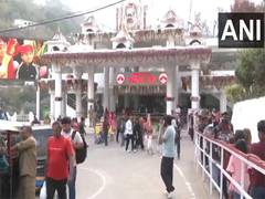 
      
      J-K: Devotees queue up at Vaishno Devi Temple in Katra 
      
      