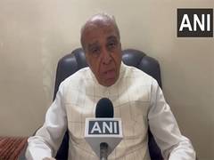 
      
      BJP MP Jagdambika Pal attacks Rahul Gandhi on Waqf Bill
      
      