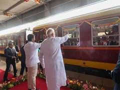 
      
      SL: PM Modi inaugurates India-backed rail infrastructure projects
      
      