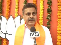
      
      Konda Reddy praises amended Waqf law, calls Constitution 'supreme
      
      