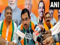 
      
      Pralhad Joshi accuses Cong of spreading 