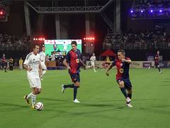 
      
      RM defeat BAR by 2-0 in historic ‘Legends Faceoff’
      
      
