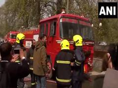 
      
      J-K: Fire breaks out in hut of estate department in Srinagar
      
      