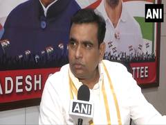 
      
      Kiran Kumar Chamala slams BJP, BRS for fake campaign on HCU
      
      