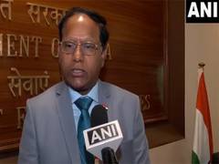 
      
      Sanctioned 50 crore loans worth Rs 33 lakh crore: DFS
      
      