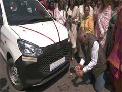 
      
      Shimla Mayor inaugurates Pink Taxi service for safer travel
      
      