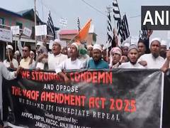 
      
      Manipur: Muslim community holds protest against Waqf Amendment Ac
      
      