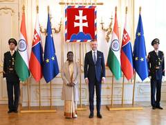 
      
      President Murmu accorded Guard of Honour in Slovak Republic
      
      