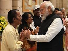 
      
      PM Modi mourns demise of folk artist & Padma Shri Ramsahay Pandey
      
      