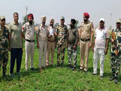 
      
      BSF, Punjab police recover heroin near Tarn Taran border
      
      