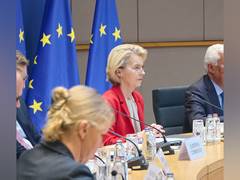 
      
      EU backs Trump’s tariff pause
      
      