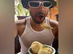 
    Varun Dhawan shows how to beat the heat in style
    