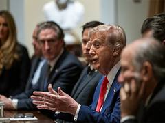 
      
      Trump acknowledges 'transition problems' with tariff plans
      
      