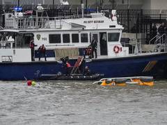 
      
      US: Six dead after passenger helicopter crashes into Hudson River
      
      