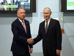 
      
      Trump's special envoy, Putin holds talks on Russia-Ukraine crisis
      
      
