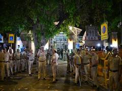 
      
      Around 530 cops were deployed for Tahawwur Rana's movement
      
      
