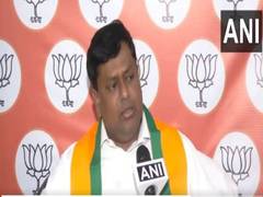 
      
       Sukanta Majumdar slams CM Mamata over Murshidabad violence
      
      