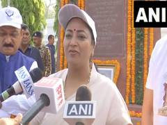 
      
      Rekha Gupta flags off Marathon on the eve of Ambedkar Jayanti
      
      