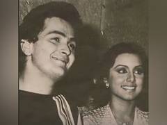 
      
      Neetu Kapoor shares priceless picture with Rishi Kapoor
      
      