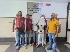 
      
      Delhi Crime Branch seizes 36 kg ganja, arrests 2
      
      