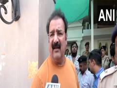
      
      Congress condemns ED's raid at  Khachariyawas's residence 
      
      