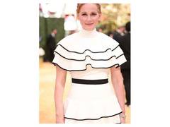 
      
      Laura Linney joins Kevin Kline in comedy series American Classic
      
      