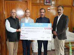 
      
      SJVNL presents Rs 121 crore interim dividend cheque to CM Sukhu
      
      