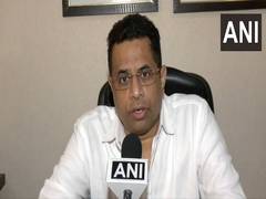 
      
      BJP's Saumitra Khan urges parliamentary panel to visit Murshidaba
      
      