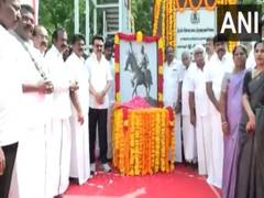 
      
      Tamil Nadu CM pays tribute to freedom fighter Dheeran Chinnamali 
      
      