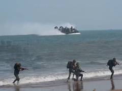 
      
      US Sailors, Marines and Indian forces train together
      
      