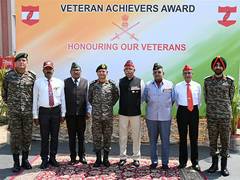 
      
      General Dwivedi reviews preparedness of Sudarshan Chakra Corps
      
      