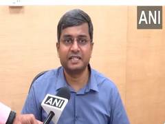 
      
      Maharashtra makes Hindi a compulsory third language from Class 1
      
      