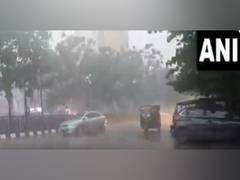 
      
      Heavy rains lash Odisha's Bhubaneswar
      
      