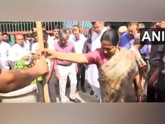 
      
      Delhi : CM Rekha Gupta, PWD Minister inspect waterlogging...
      
      