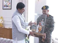 
      
      Upendra Dwivedi meets CM Mohan Yadav at Samatva Bhavan 
      
      