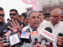 
      
      Karnataka CM Siddaramaiah denies rift over caste survey
      
      