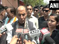 
      
      Rajnath Singh unveils statue of Sulabh founder in Lucknow
      
      
