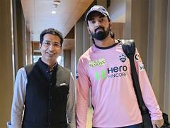 
      
      KL Rahul & Team Arrive at The Centrum Lucknow
      
      
