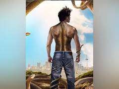 
      
      Kartik Aaryan to play “naag” in Karan Johar’s next film Nagzilla
      
      