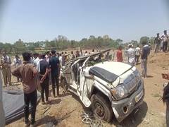 
      
      Madhya Pradesh: Eight killed and five injured after SUV overturns
      
      